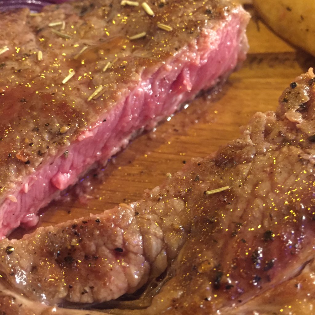 halalling's tweet image. About time a place in London sourced halal Angus beef. @BriocheBurger this was outstanding!