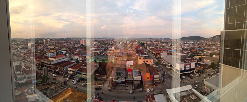gabywarouw4's tweet photo. Selamat pagi!☀️
Kalian dapat salam dari Samarinda😆 https://t.co/mxMtYdeVuB