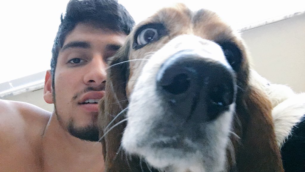 lalaMaria2005's tweet photo. Waking up to bae😍 https://t.co/g2vw9RYgpQ