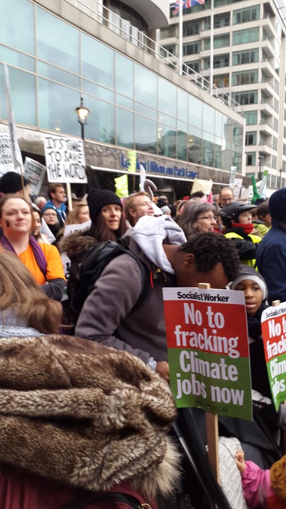 MayfairCROUPIER's tweet photo. #ClimateMarch #mayfair https://t.co/yNa6TAxp8f