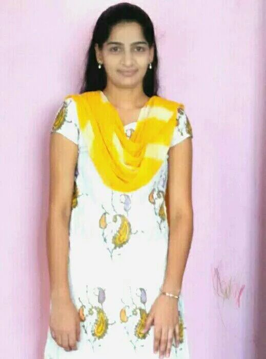 MedicalGuideind's tweet photo. Jyoti is missing from #Kolkata ,plz contact her brother Dipak if u see her 9953500432 #HelpFindJyoti
.@BloodDonorsIn https://t.co/Pad0hKorkW