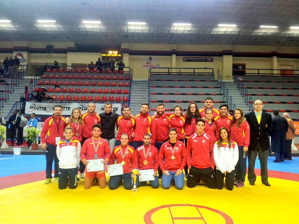 IrenovaGarcia's tweet photo. Plata en el 1° torneo de la temporada. #Niza Buenas sensaciones y con ganas de más. @FEDERACIONLUCHA @patrocinalos https://t.co/ALE6SxCVZ9