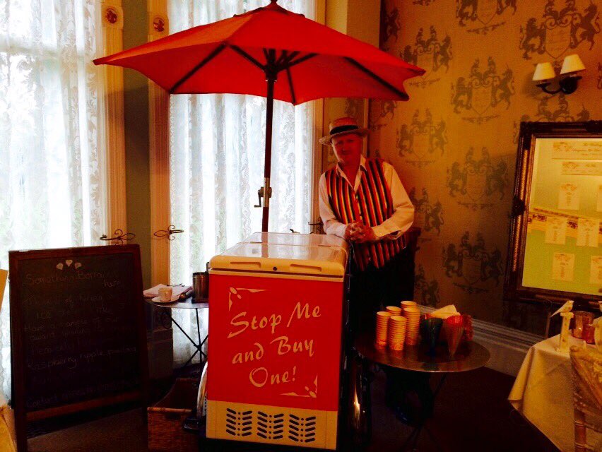 borrowedbride's tweet photo. It might be miserable outside but it's all sunshine at the @styledwedding - we're even giving out free ice cream 🍦 https://t.co/DiXXBmDjzx