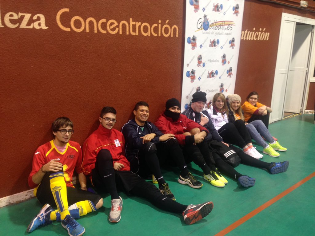 GoalballESP's tweet photo. Nuestros @GoalballSpain viendo Portugal-Rumanía concentrados para el PARTIDAZO! (11:30 España-Alemania) #Goalballes https://t.co/HGSR7Cc3cO