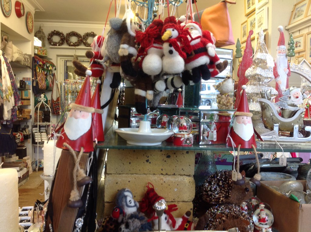 DarchandDuff's tweet photo. No 90 is open today, full of lovely gifts to inspire. Think local, spend local! https://t.co/UhbL9N3yb0