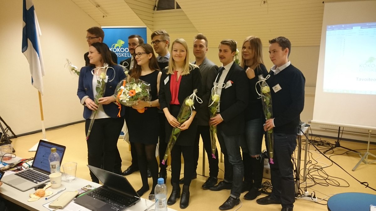 TuhatkuntaRoi's tweet photo. Paljon onnea koko vastavalittu #tuhatkunta liittohallitus! #tkliko https://t.co/paE4azmSmG