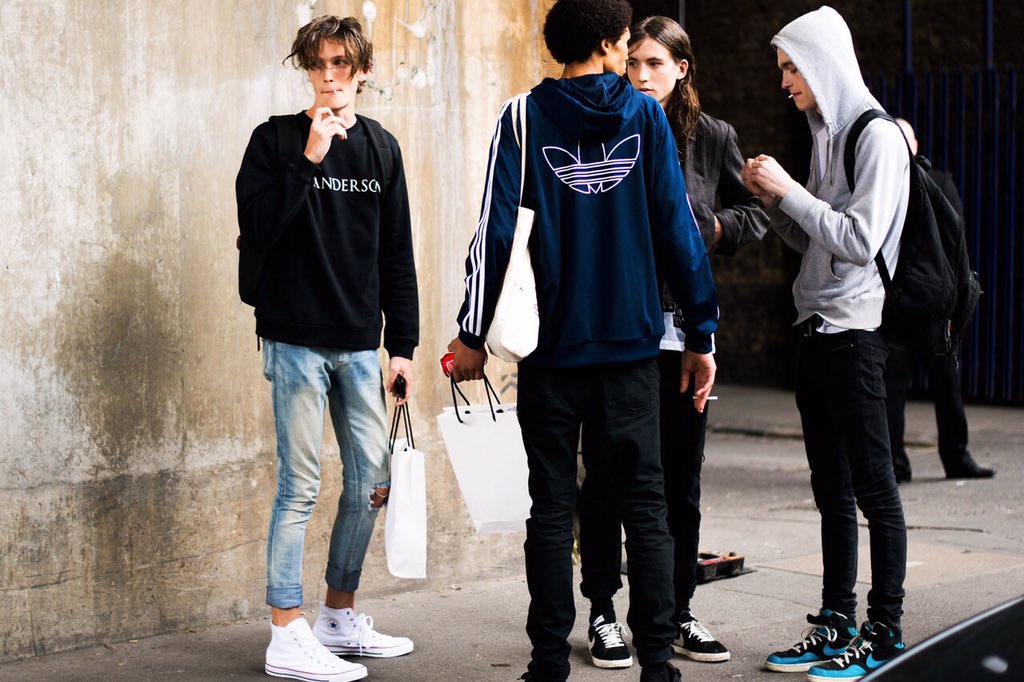 DInspirasion's tweet photo. パリ・ロンドンSS16 https://t.co/GIcWkHUlWO