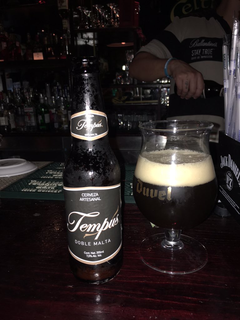 frida_vida's tweet photo. #craftbeer #tempues #stout #mexicocity #cervezaartezanal https://t.co/wWySyxifys