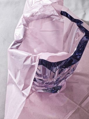 Sunday inspiration comes from the muted pinks of #stilllife photographers #bohman+sjostrand work