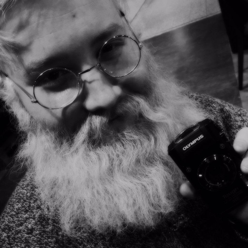 PeterForsgard's tweet photo. .@StartupSantaC ja #tg4 lähtee kohti Mantsurian hurjia pakkasia. #olympus #joulupukki https://t.co/cX1DGhu8l2