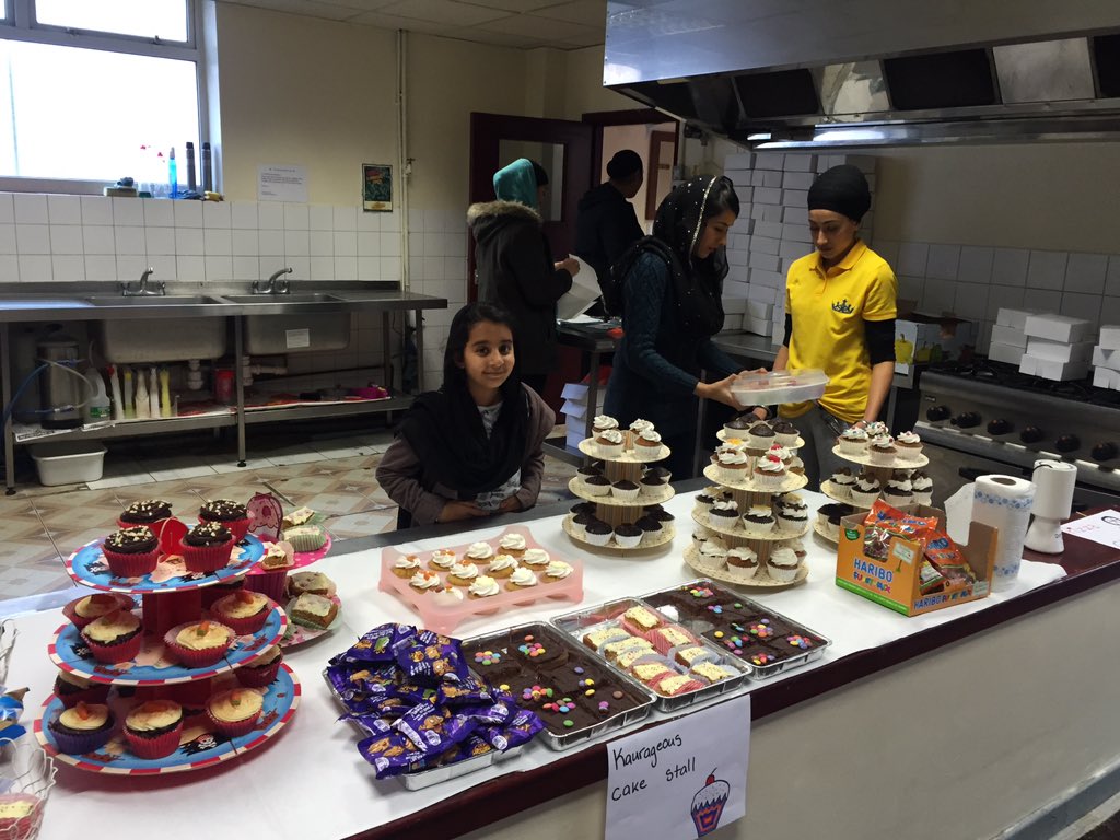 LeicsSikhAllian's tweet photo. Lovely pics of #GCD2015 #Leicester https://t.co/SYET50hA97