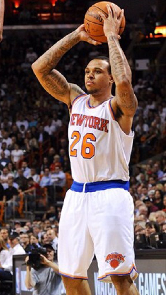HAPPY BIRTHDAY SHANNON BROWN !  ( 30 )       