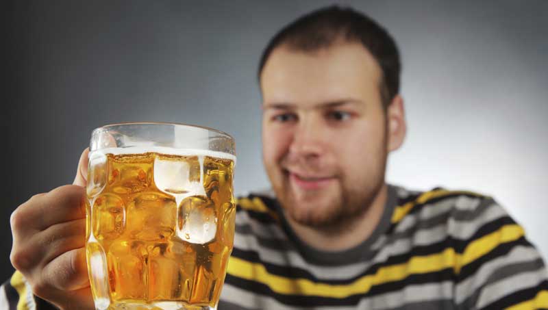 NEWS! New ‘arsehole rating’ labels on alcoholic drinks to be introduced newsthump.com/2014/10/31/new…