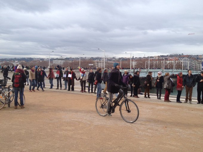 Voir l'image sur Twitter