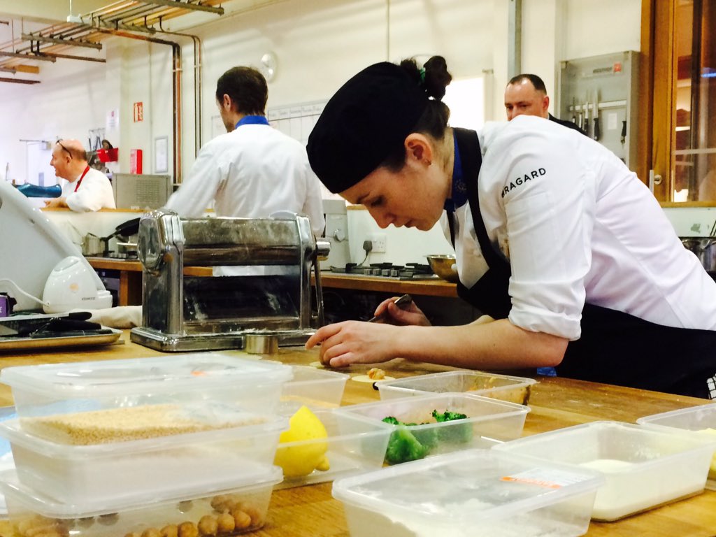 cookingclassnow's tweet photo. Here's @roseannemeehan @KnockrannyHouse @SeamusCommons working under pressure #YoungChef2015 @EurotoquesIrl final. https://t.co/J0qD90VVxr