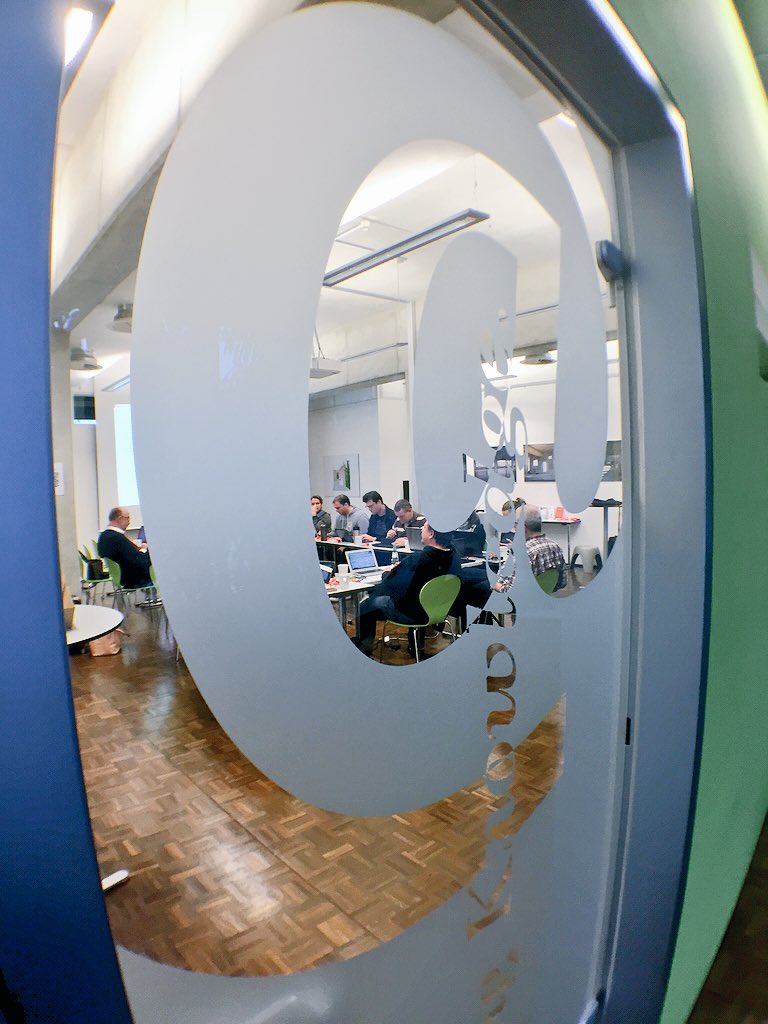 savange99's tweet photo. Reallife-Treffen von @loadev in Kรถln geht langsam zu Ende. Intensive Diskussionen zu Netzpolitik&Bรผrgerrechte #rlt5 https://t.co/IxvEZOKzK6
