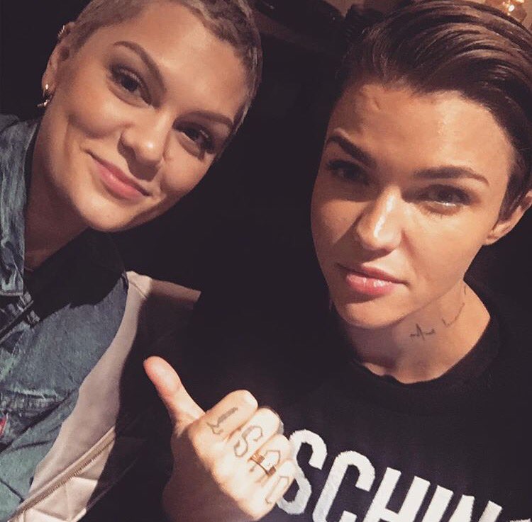 rubyrosefan_'s tweet image. I can't believe this happened last night😫🔥🤗😅😍 my two babes together👌🏼 @RubyRose @JessieJ
