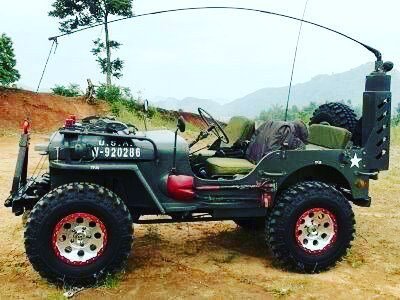 This more we like it! #jeep #jeeplife #jeepbeef #jeepporn #4x4 #4x4life #military #rideordie #vehicle #jeepsofinsta…