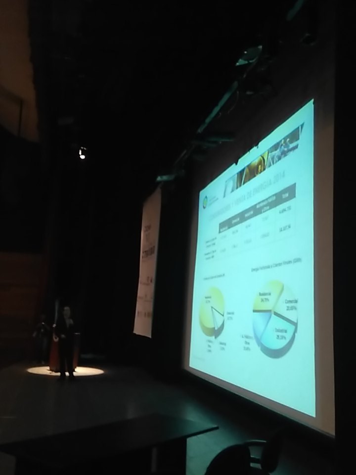 EdwinRZ89's tweet photo. VII Congreso Nacional de Electrecidad y Energías Alternativas #FeueUce @ucequito @Actitud_Central https://t.co/ACJk7tsxwI