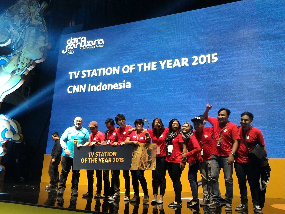 d_tutorial's tweet image. Selamat @CNNIndonesia ! @citrapariwaraID: TV STATION OF THE YEAR 2015: CNN INDONESIA #CP2015