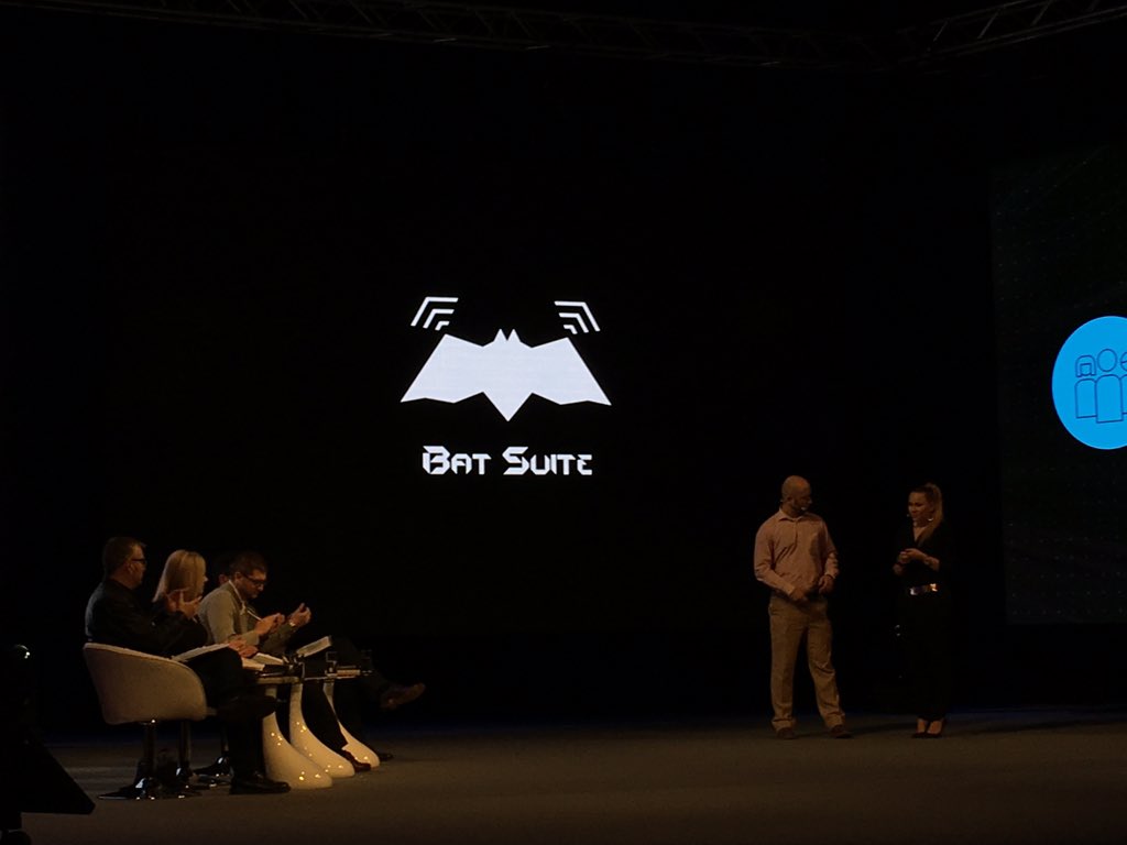 sukhiMentor's tweet photo. At StartUp Awards Slovakia #sasK15 #SukhiMentor #inspiredBizClub #Sukhi #SukhiNews #BatSuite https://t.co/UwEeD5xNrh