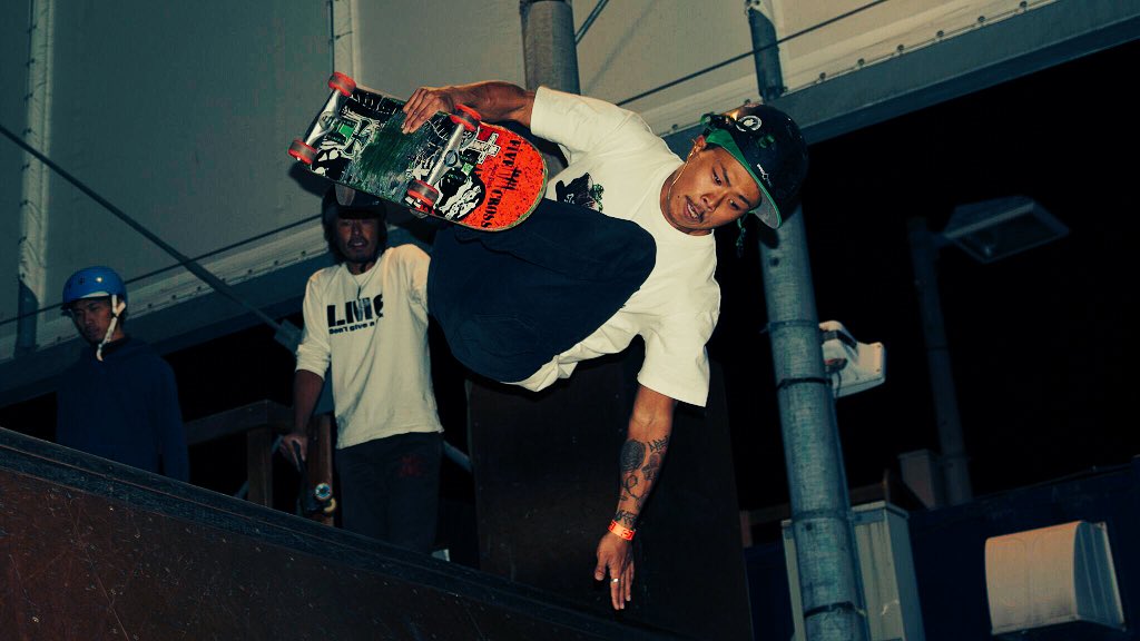 R1n881solidsurf's tweet image. 昨日のg 

#seeres #8cloudbroz 
#FIVECROSS