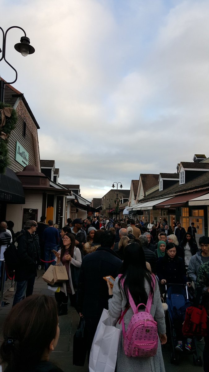 Bicester Village packed today!!! Better deals than ever!