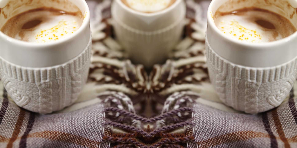 Ricardocuisine's tweet photo. Relax au #chalet? Découvrez nos suggestions pour l'occasion, comme ce #chocolat chaud! >https://t.co/fYmiw34fQb https://t.co/wBlJlfpvM7