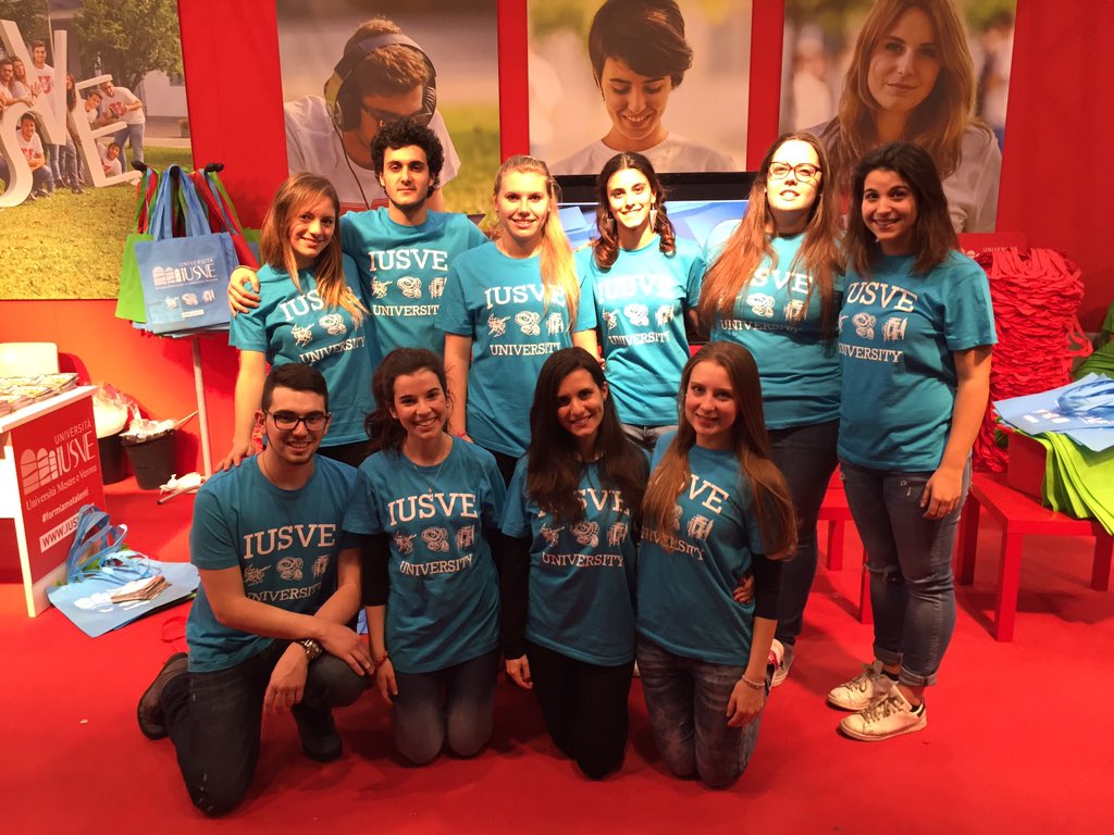 IUS_VE's tweet photo. Dipartimenti di #comunicazione #psicologia e #pedagogia sono schierati allo stand #iusve al #JobOrienta vieni da noi https://t.co/8E4mwfQmBE