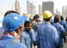KieranWhite93's tweet photo. Msheireb labourers strike in Doha, #Qatar #construction 
https://t.co/LcqZKp4Ren https://t.co/Tvqrqz3Fa2