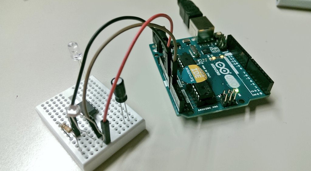 mikykly's tweet image. Momento nerd con #Arduino #arduinozero