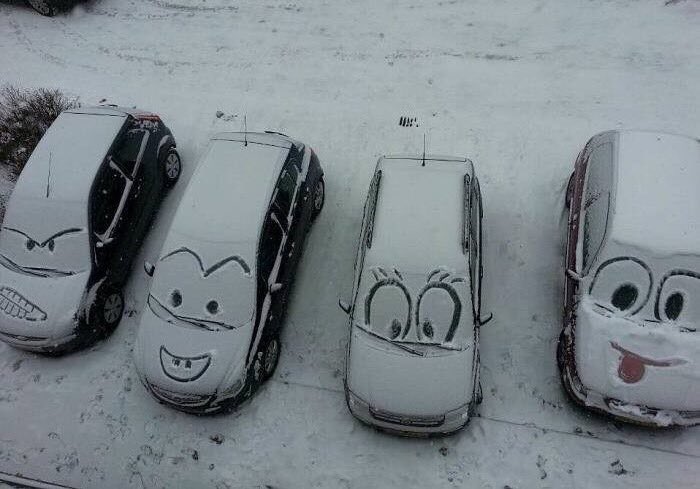 funtweetworld's tweet photo. I know what I'm doing the next time it snows! https://t.co/GVCGr1uJbw