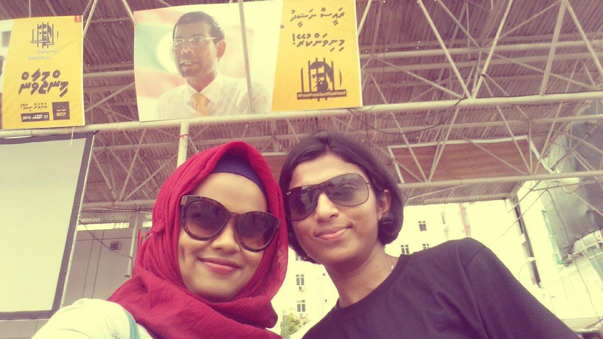HamWahydd's tweet photo. Aadgey emmen Artificial Beach ah!
#Minjuvaan
#27Nov15
#EmmenEkeeNukumey
@evattey
#FreePresidentNasheed https://t.co/clUTMtnlYZ