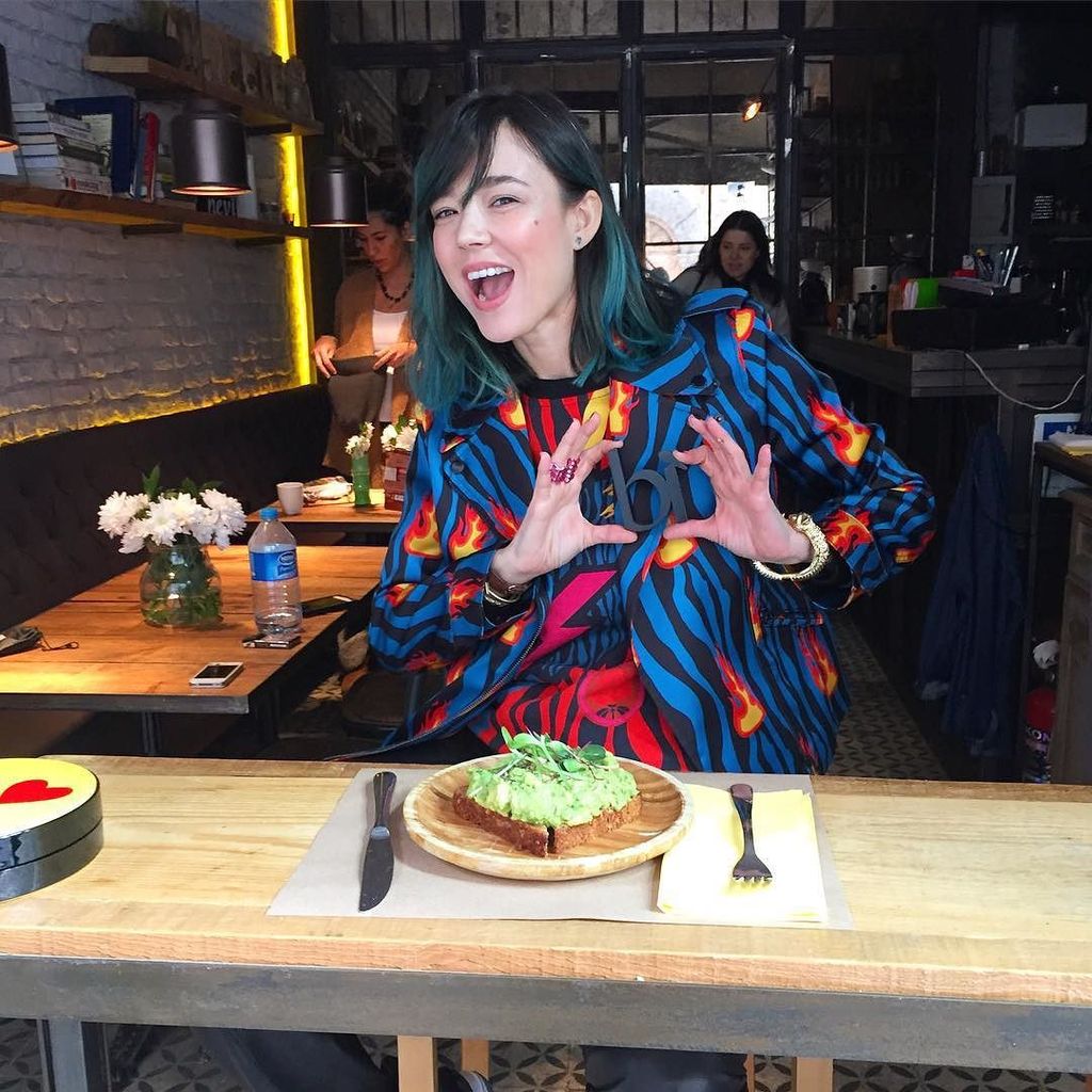 MaidinLove_'s tweet photo. 💪🏻 #Healthy eating @binevideli 💕 #karakoy #borntonewild #Maidinlove #mudofts64 #capsule #collection #bikerjacket an… https://t.co/ehMETYXj52