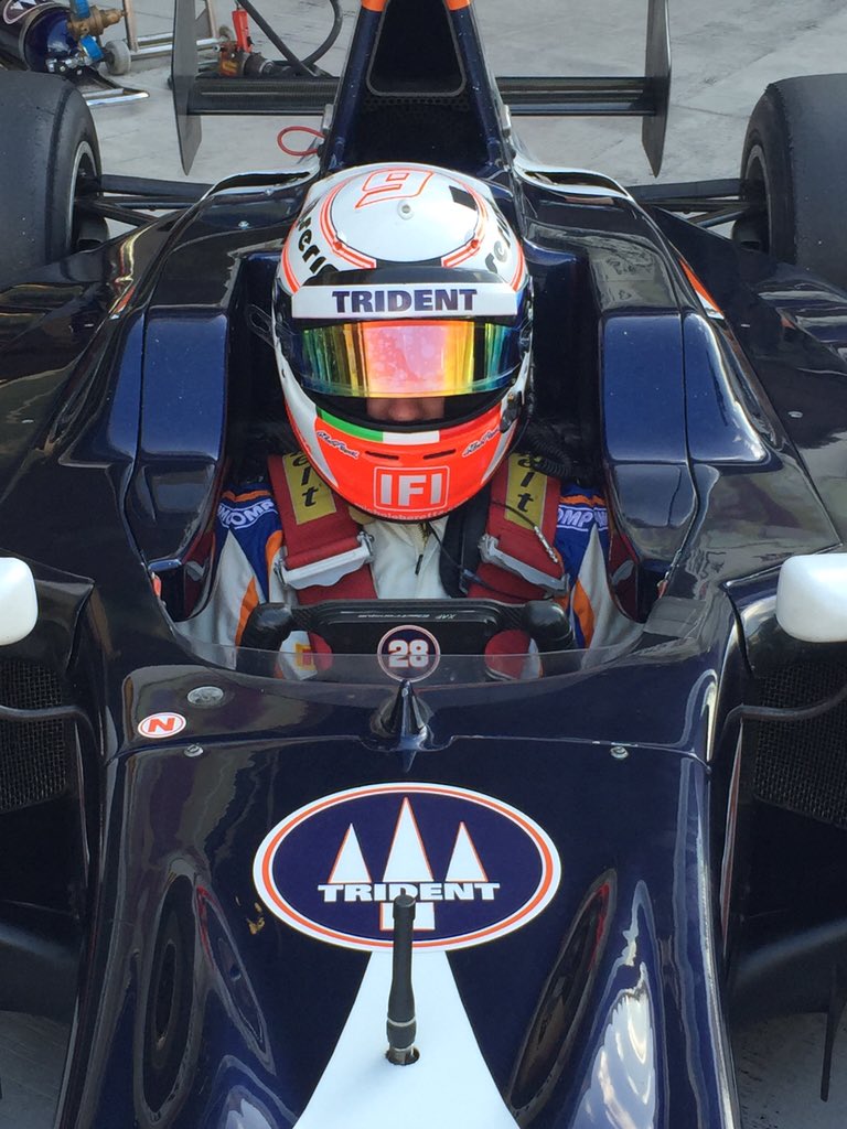 trident_team's tweet photo. #GP3 #AbuDhabi #Round9 #Qualy @BerettaMichele #LiveFromTrack https://t.co/I3oHLc9LUN