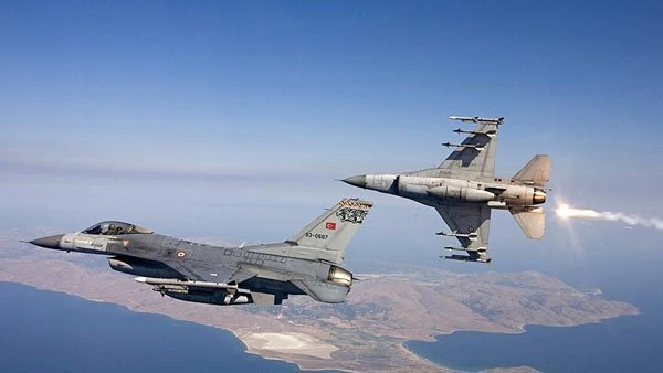 lasdipocom's tweet photo. Turki Tangguhkan Serangan ke ISIS Setelah Jatuhnya Pesawat Rusia https://t.co/7R5XxaINel https://t.co/caFOQfqIlO