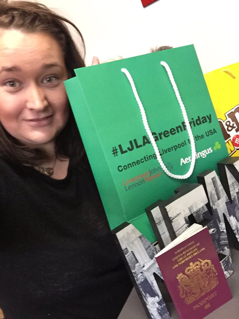 carly_rebek_xox's tweet photo. @LPL_Airport #LJLAGreenFriday #airportstaff i need to win! #retweet #NYC #passportready 🇺🇸✈️ https://t.co/UxHZVXHbW6