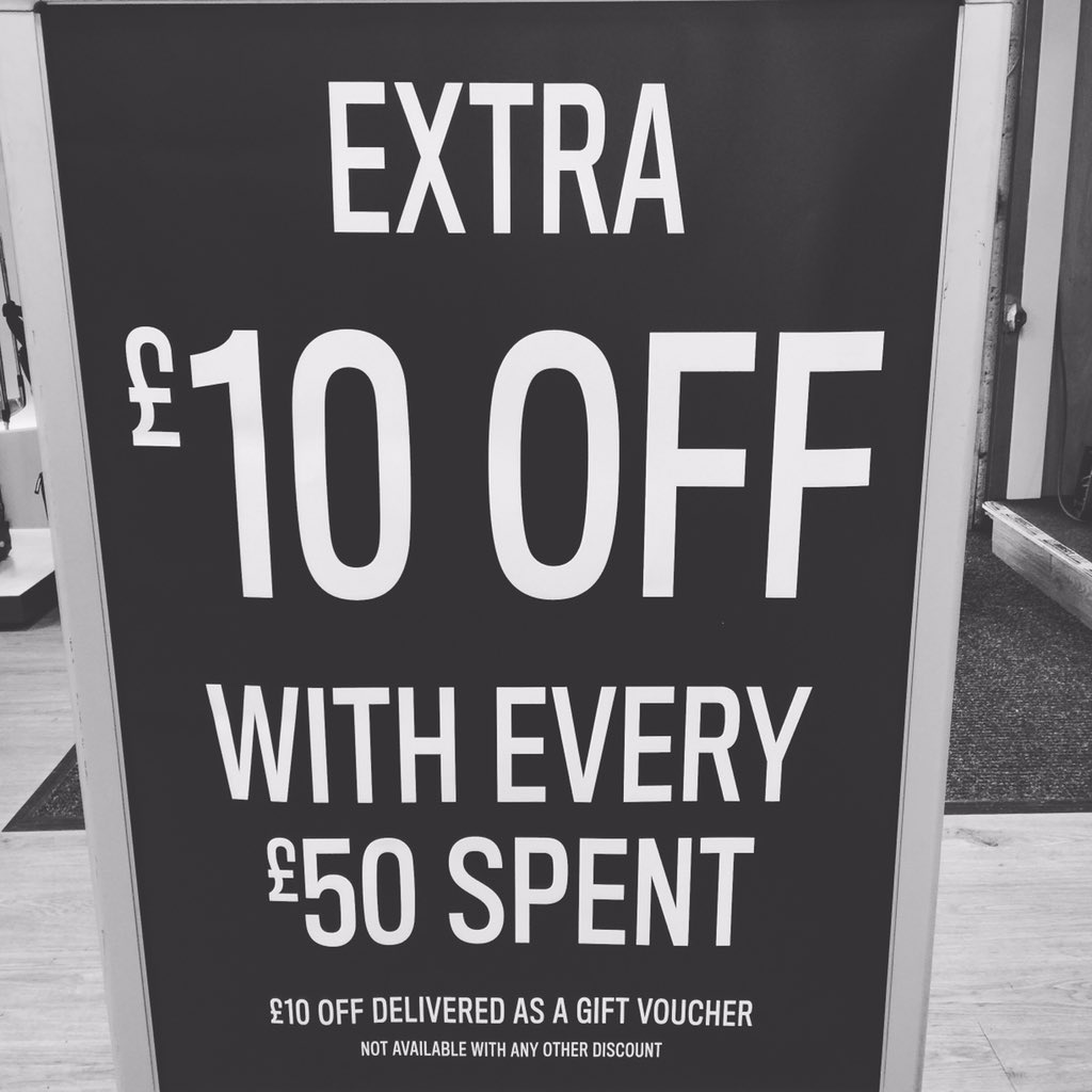dguksolihull's tweet photo. Black Friday Deal £10 voucher with each £50 spent!
Spend £300, receive £60 in vouchers!
#blackfriday #solihull #golf https://t.co/Y3VOLVUna0