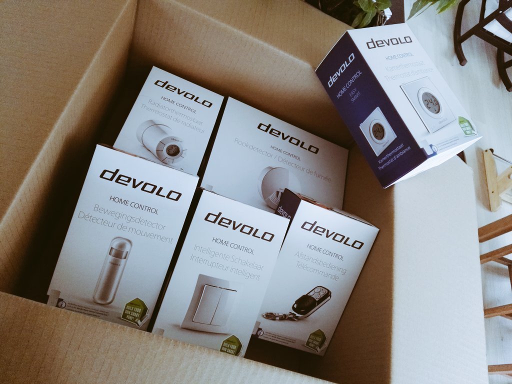 On va donner quelques neurones @devoloBE à la maison... Gros sujet #smarthome bientôt sur <a href="/rtlinfo/">RTL info</a>