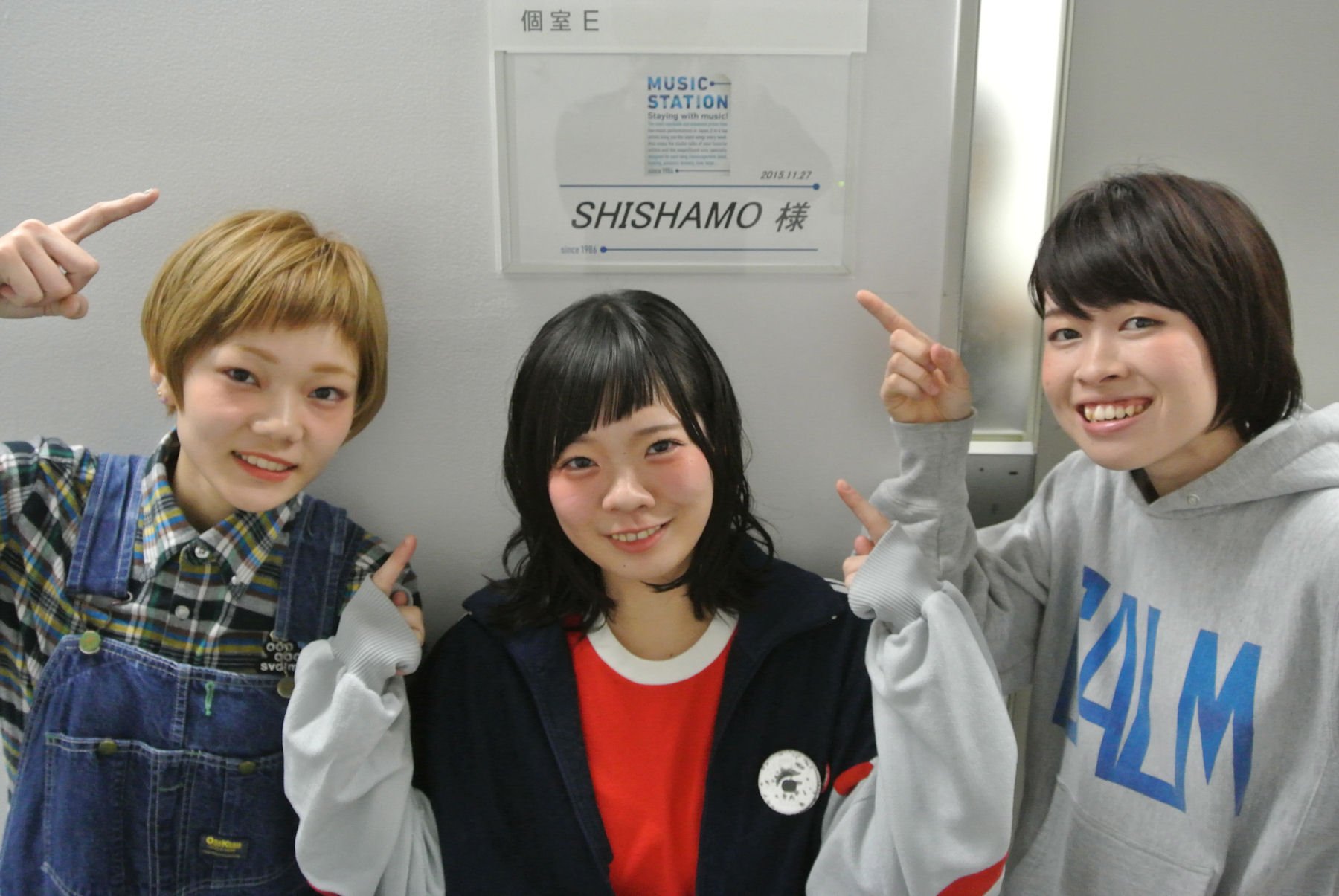 Music Station Pa Twitter まもなくshishamo 音楽業界が注目する 川崎で結成された女性3人組ロックバンド 今夜ｍステ初登場 Mステ T Co Zcrk9natev Twitter