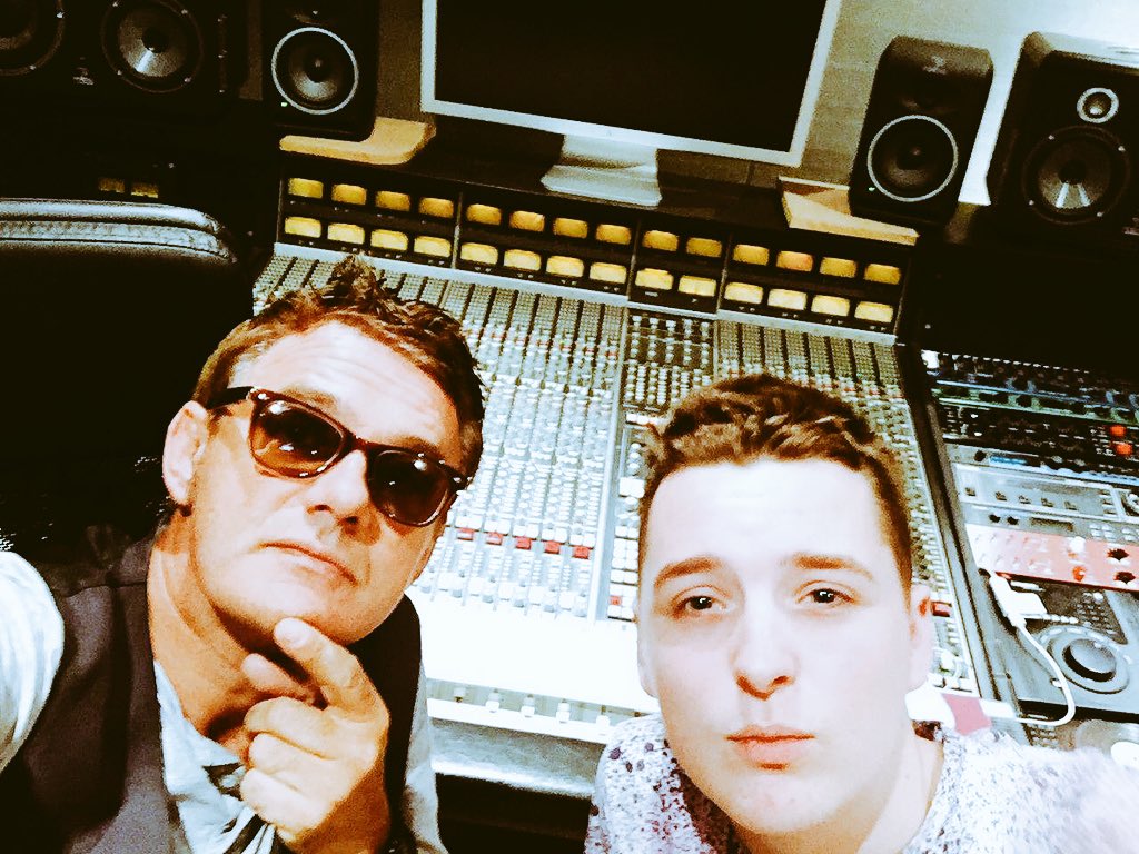 ManningMusicRM's tweet photo. Working on in the studio on my E.P with at @DonMescall at @BritanniaRow @kirsty_music @SentinelStaffs @N2S4YOUTH https://t.co/YzYw1g8oLO