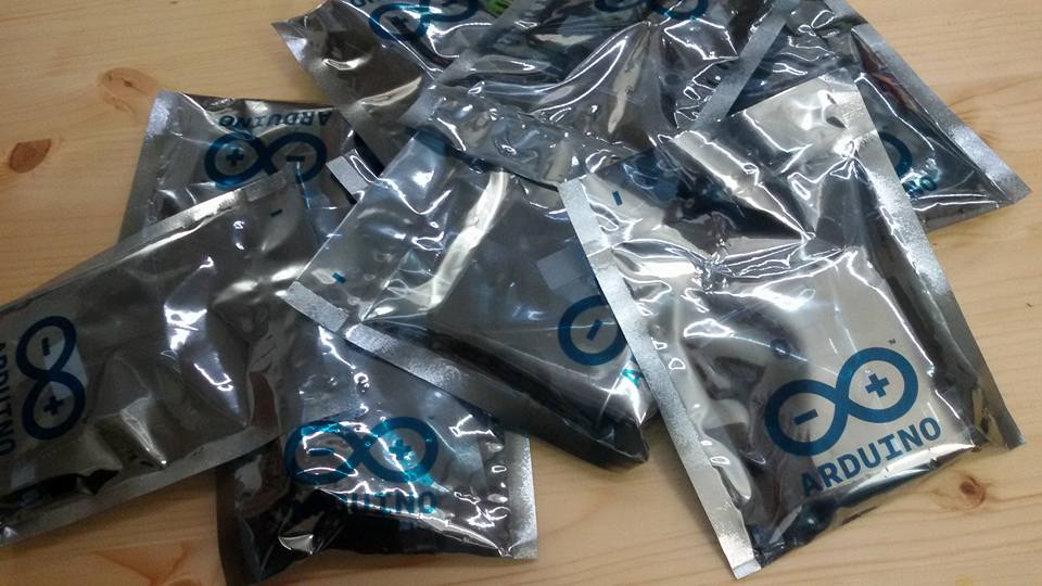 giandolf's tweet image. Primo corso di saldatura con @ArduinoOrg
@FablabMessina #arduino #arduinoorg #fablab #hackspace #swmessina