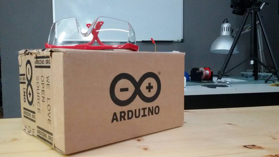 giandolf's tweet image. Primo corso di saldatura con @ArduinoOrg
@FablabMessina #arduino #arduinoorg #fablab #hackspace #swmessina