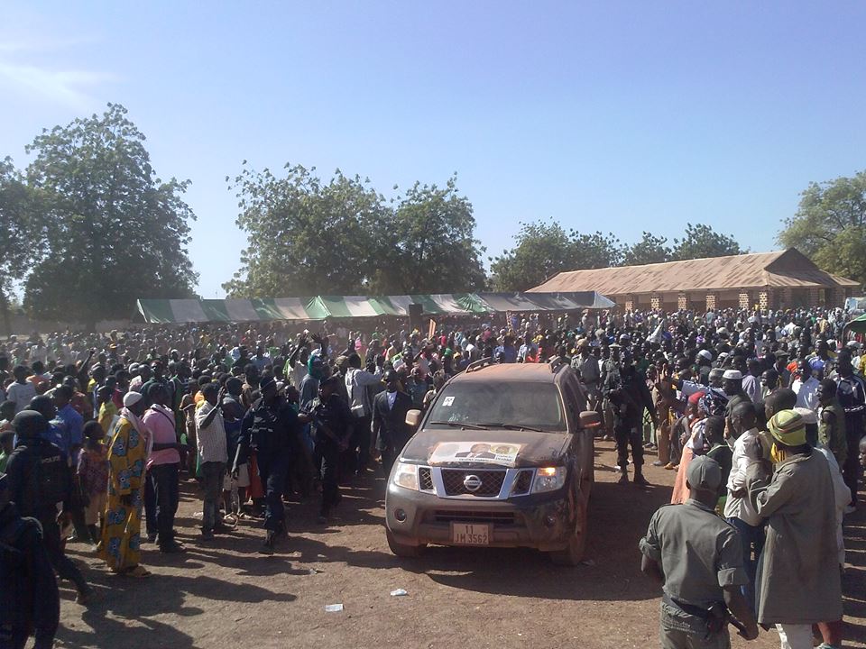 UPCVictoire's tweet photo. Flash Back : #MeetingUPC à Solenzo #LwiliVote #BurkinaFaso #Zeph2015 @Cheickis https://t.co/WZHxuaIQ50