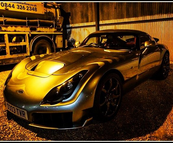 calvinmorgan__'s tweet photo. @blackpoolstig @LancashireDay does this count for #LancashireDay #TVR #Sagaris #BlackpoolRocket https://t.co/BlcZaHiyUo