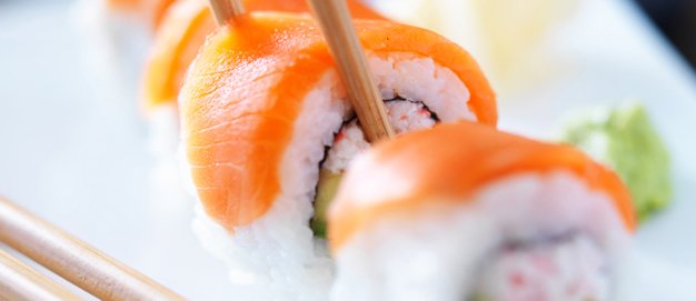Traveller24_SA's tweet photo. Sushi on wheels - Uber offering to bring sushi lunch to SA https://t.co/nigDpAhzsO #UberLUNCH #sushi #LoveSA https://t.co/qCIRrSj5We