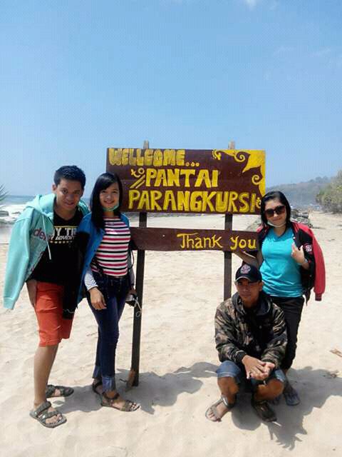 Pantai Parang Kursi At Parangkursi Twitter