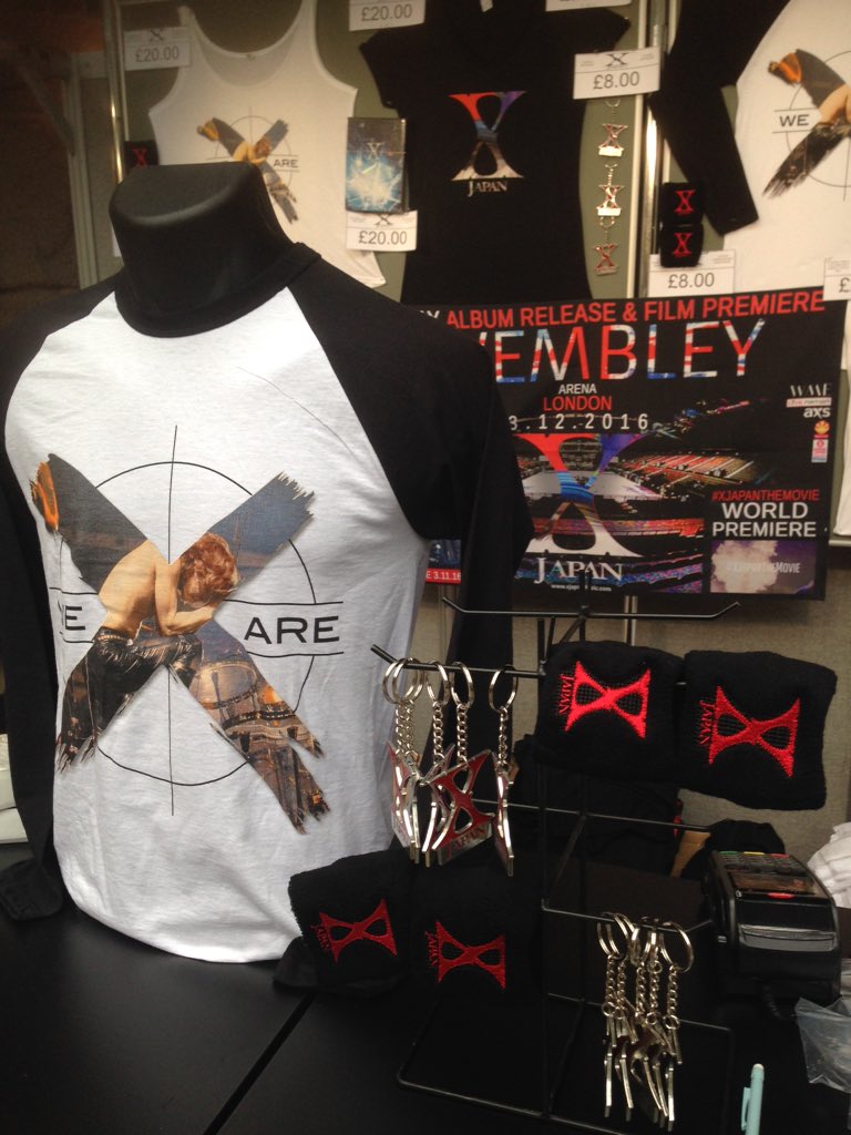 yhmw214's tweet photo. @YoshikiOfficial 
I'm @HYPERJAPANevent  #XJAPAN  booth in London. 
#werex !! https://t.co/tS3LolhXuF