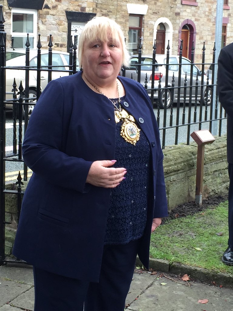 Linda Jones tweet media