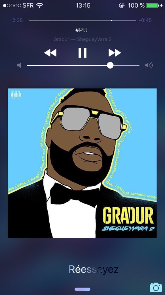 D_BrazzaVuitton's tweet photo. Wallah @GRADIDUR j'étais pas prêt #MwanaMayi ! Réforme du Rap game, validé à 100% par le sénat 😂👌🏾👍🏾👮🏾#ShegueyVara2 https://t.co/HiA19XAC4e
